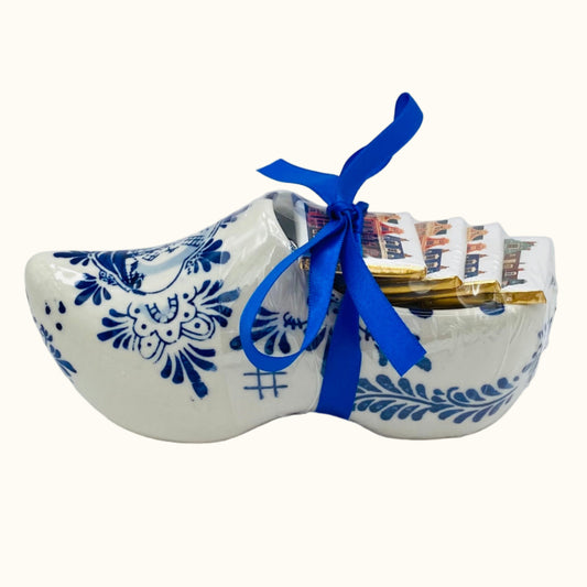 Wooden Clog 15 cm with Chocolates