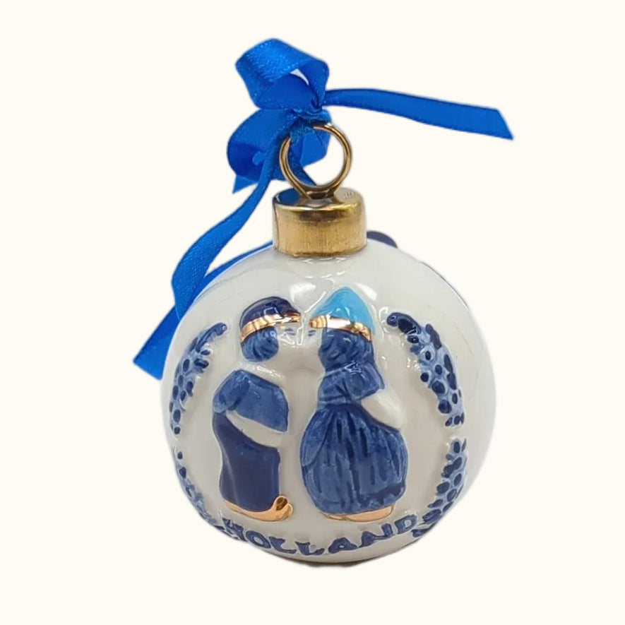 Christmas Ornament Kissing Couple Delft Blue Gold